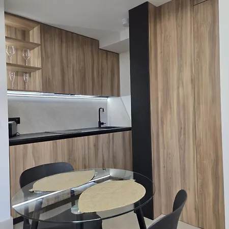 Campanas De La Catedral Jacuzzi Apartment *